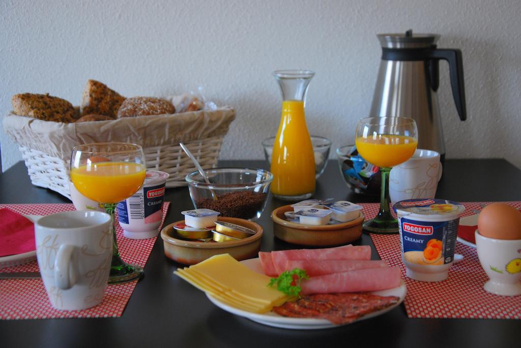 Bed And Breakfast De Meule Montfort Екстер'єр фото